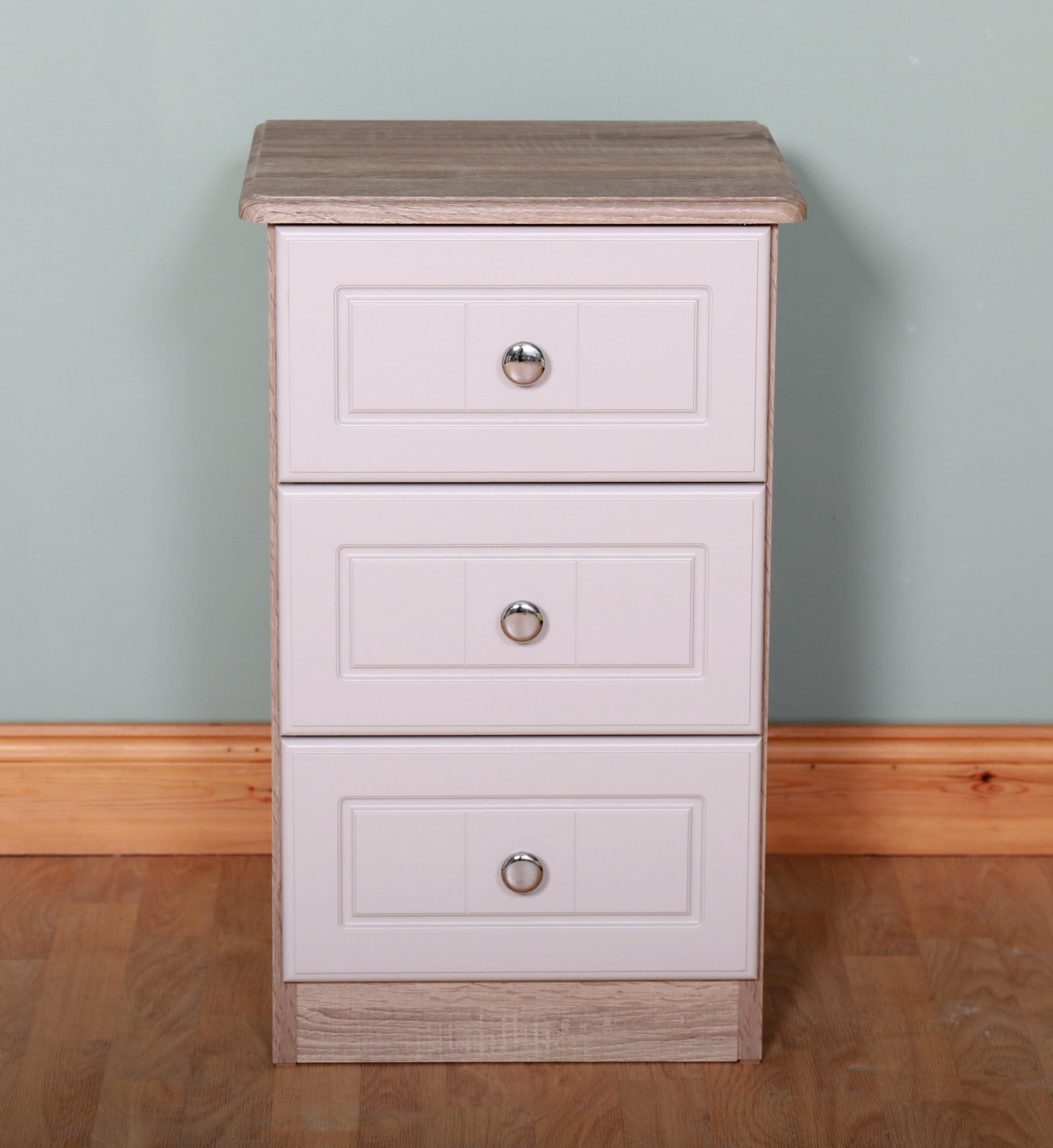 Eden Bedroom Range - Image 23